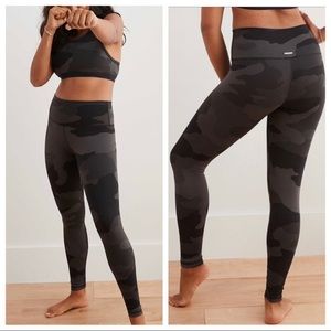 Aerie Black and Gray Camo Leggings